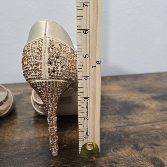 Lauren Lorraine Daisey Gold Rhinestone Embellished Stiletto Heel Sandal 6.5 - Picture 10 of 10